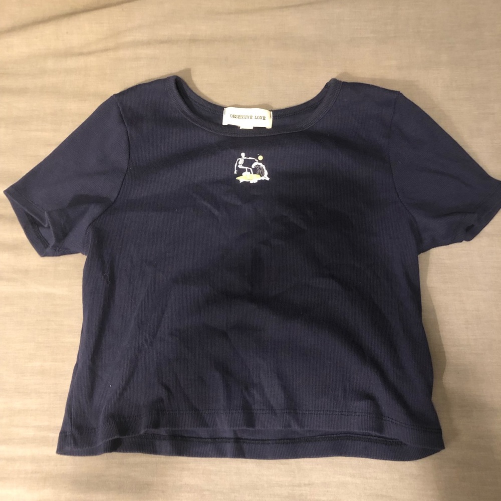 skeleton surfing navy blue crop top